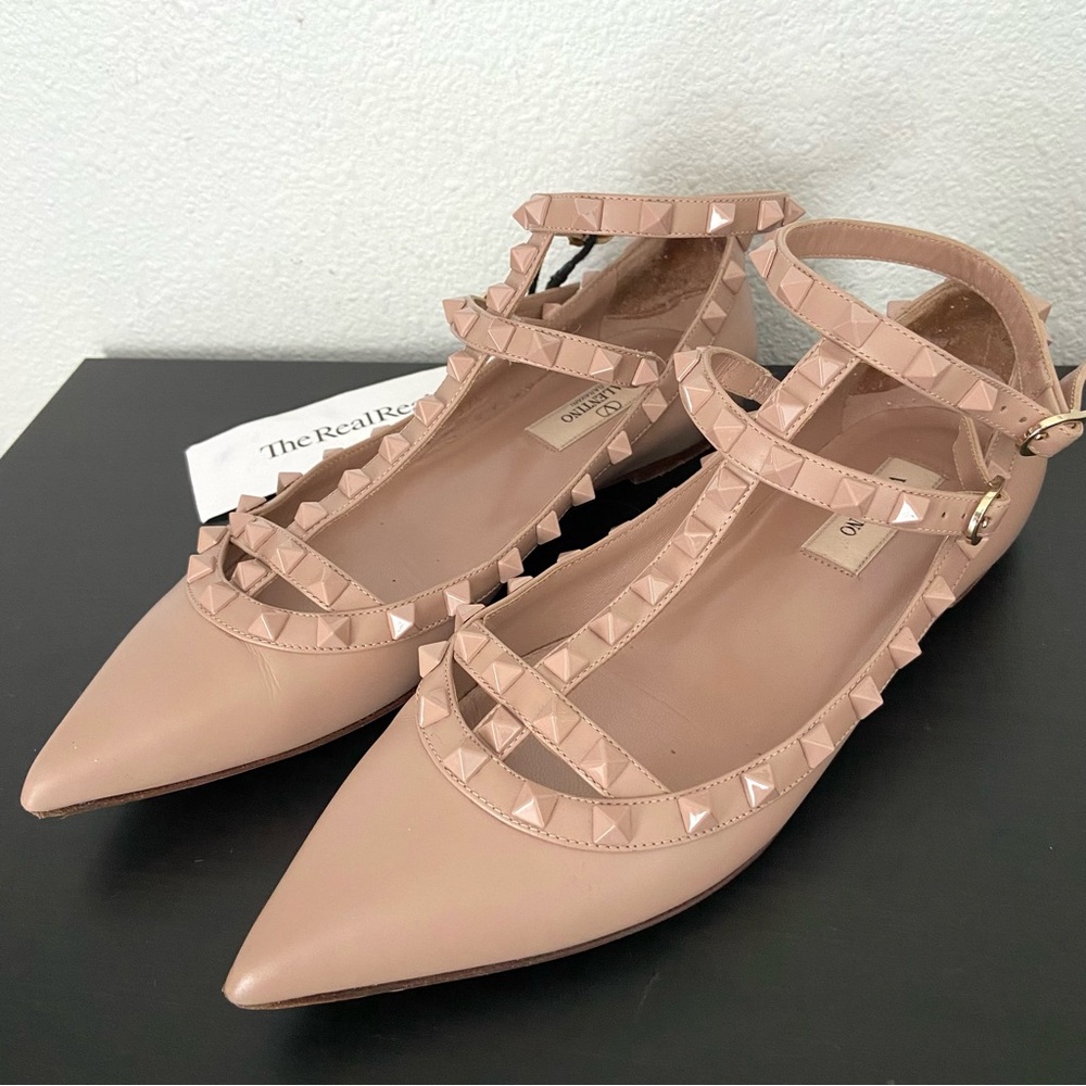 Valentino Garavani Blush Rockstud Flats